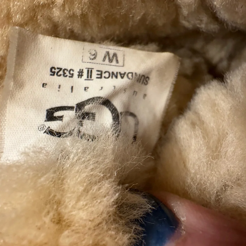 UGG Australia Sundance II Chestnut Sheepskin Boots Women’s Size 6